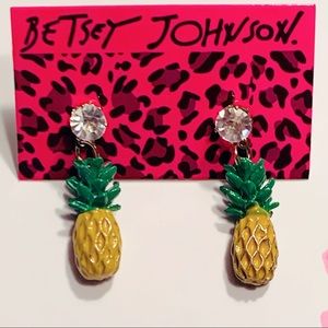 🍍🆕 Betsey Johnson Style - Pineapple Drop Earrings
